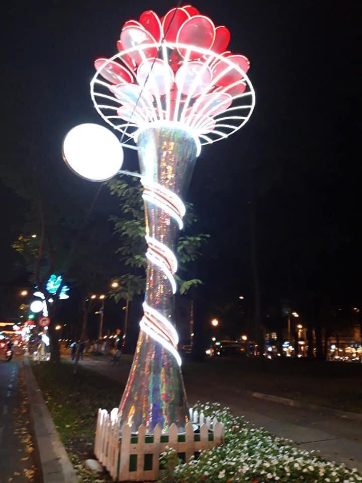 Trụ đèn trang trí composite